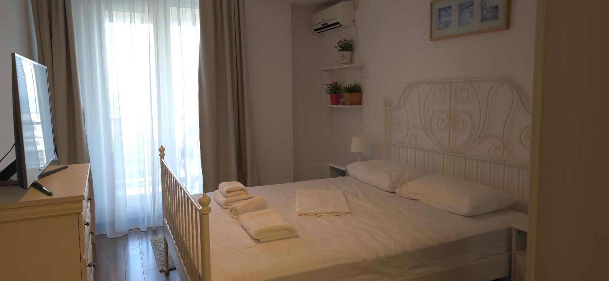 Apartment Summerland Mamaia Bagian luar foto